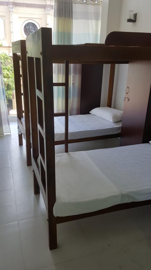 Getmore Bed & Breakfast Канди Экстерьер фото